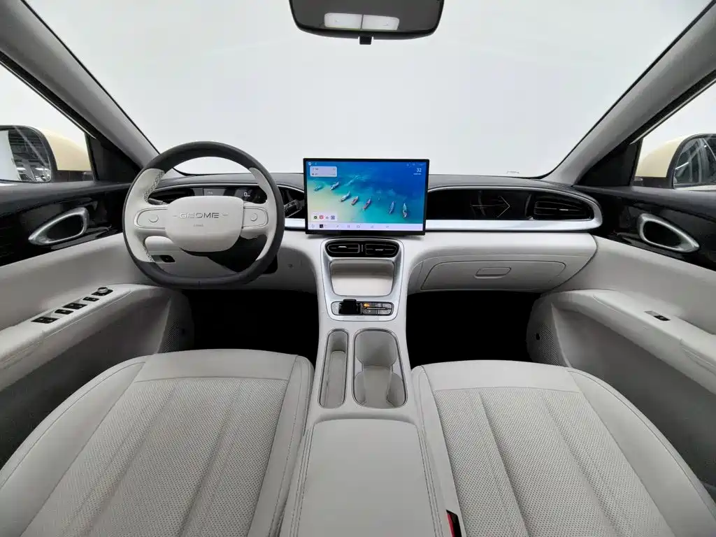 Geely Galaxy Starwish 2024 — фото 5
