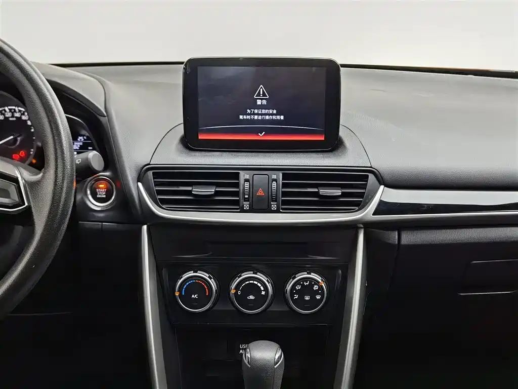 Mazda CX-4 2019 — фото 12