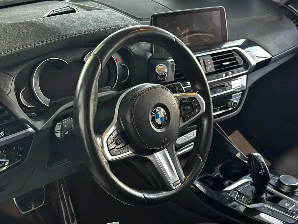 BMW X3 2019 — фото 8