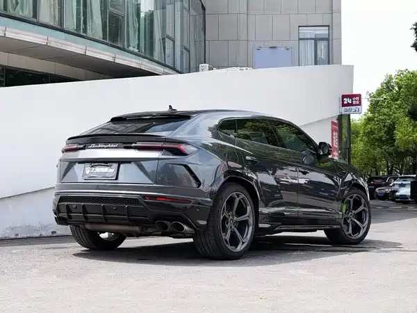 Lamborghini Urus 2019