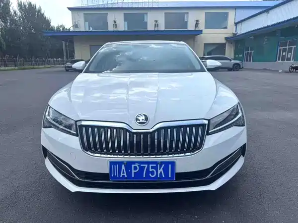 Skoda Superb 2021