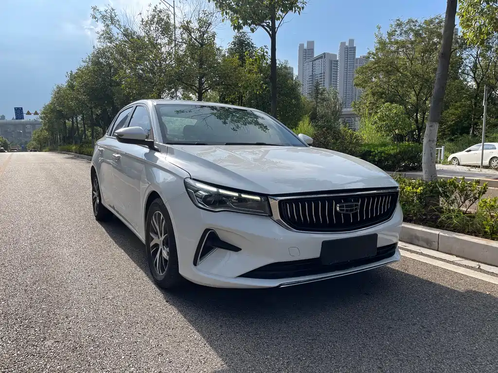 Geely Emgrand 2022 — фото 3