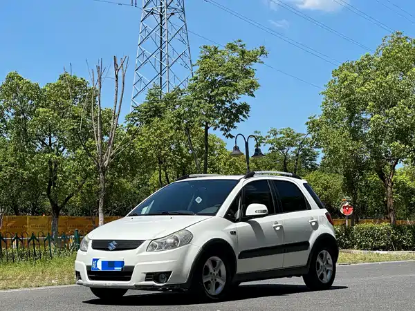 Suzuki Karma 2010