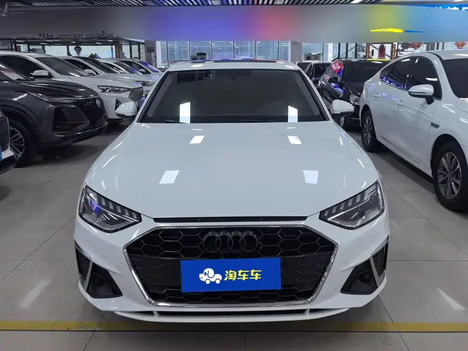 Audi A4L 2021