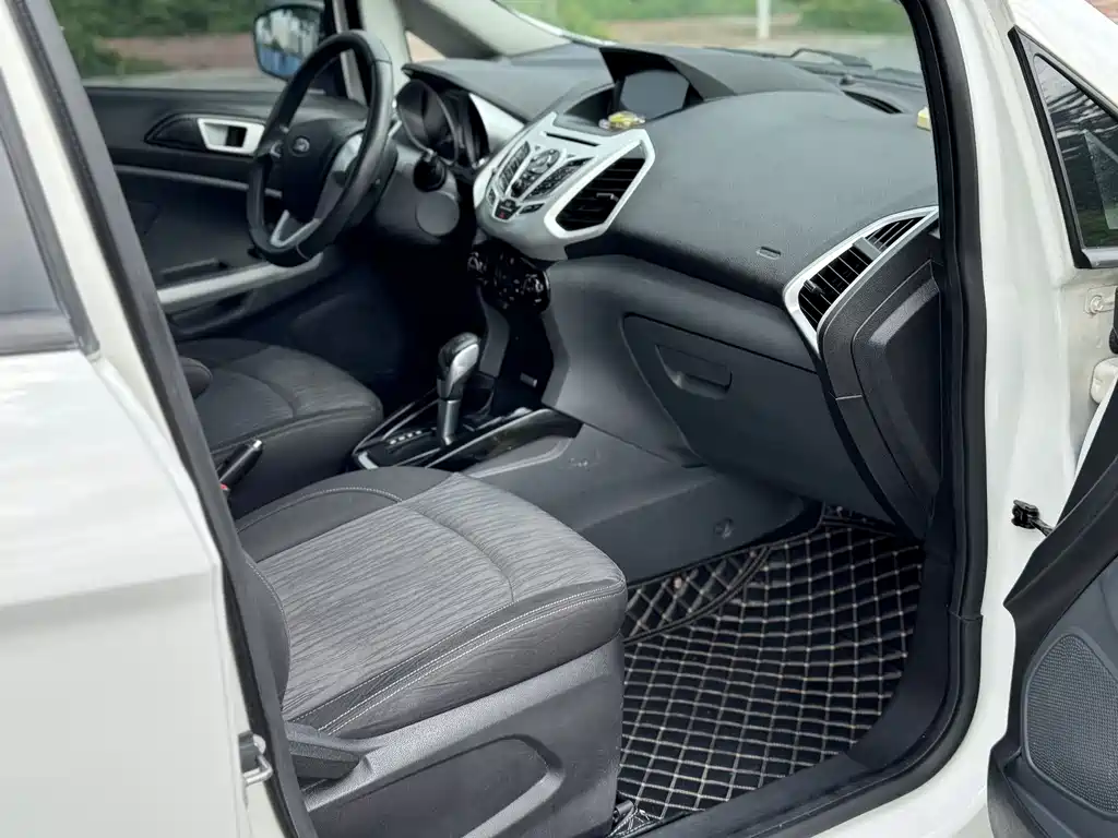 Ford Ecosport 2013 — фото 4