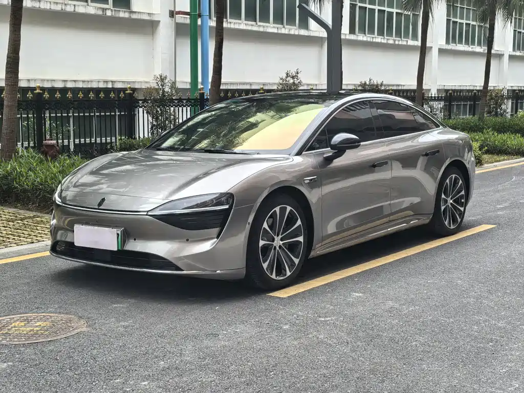 Luxeed Zhijie S7 2026