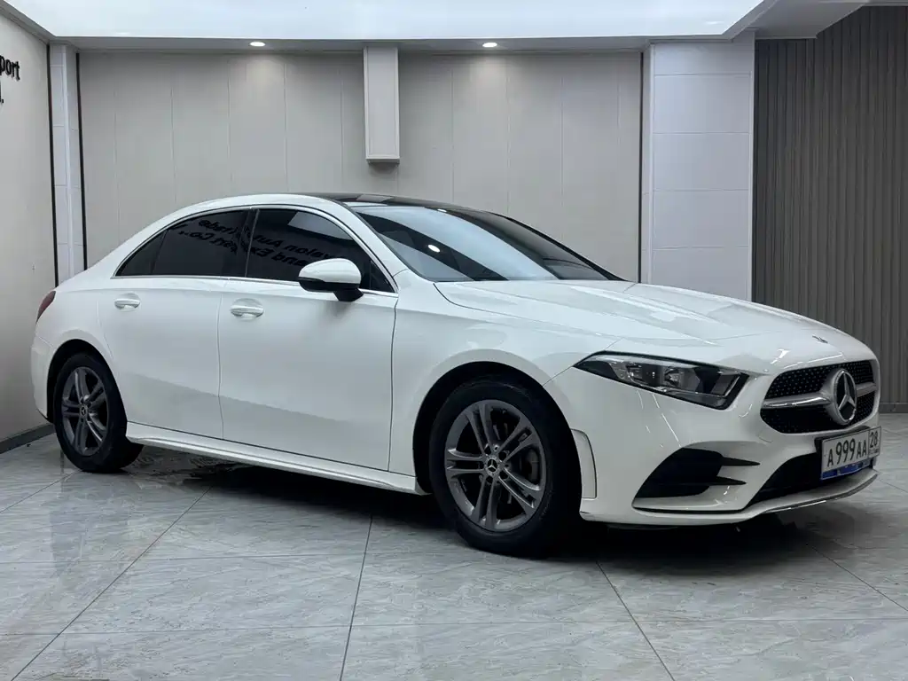Mercedes-Benz A-Class 2022 — фото 3