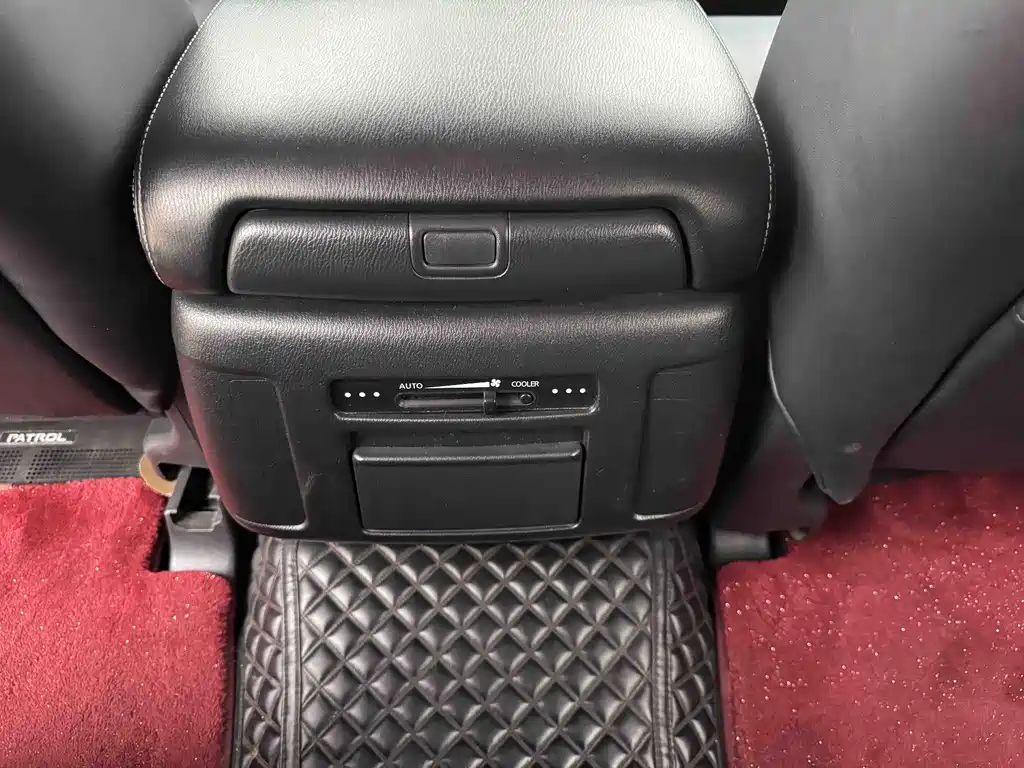 Nissan Patrol 2018 — фото 13