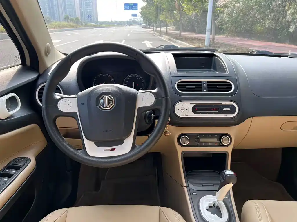 MG MG3 2012 — фото 4