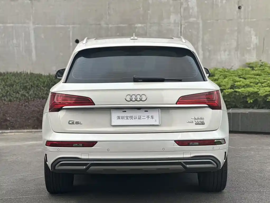 Audi Q5L 2023 — фото 6