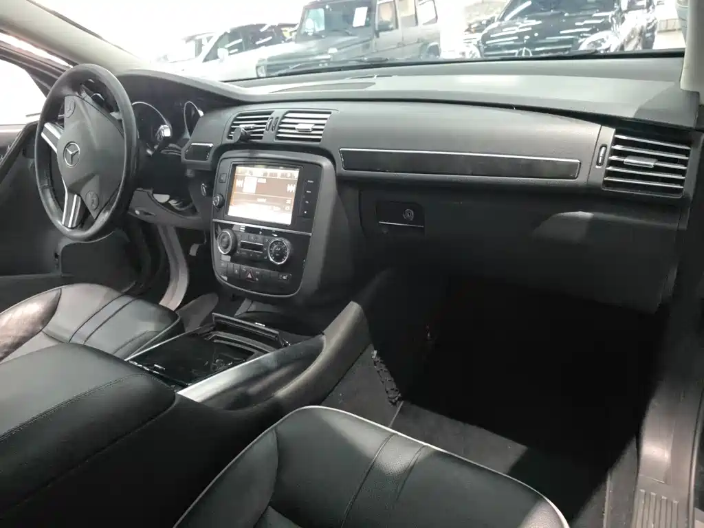 Mercedes-Benz R-Class 2015 — фото 8