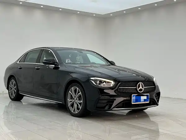 Mercedes-Benz E-Class 2023
