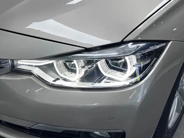 BMW 3 Series 2016