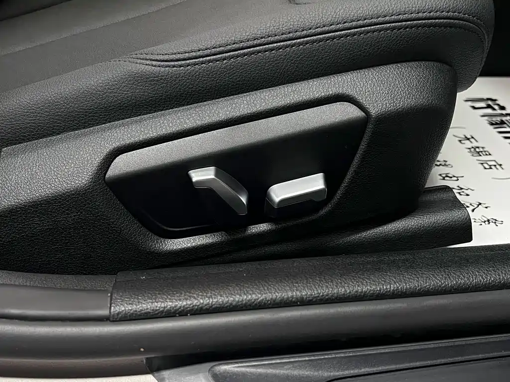 BMW 3 Series 2016 — фото 38