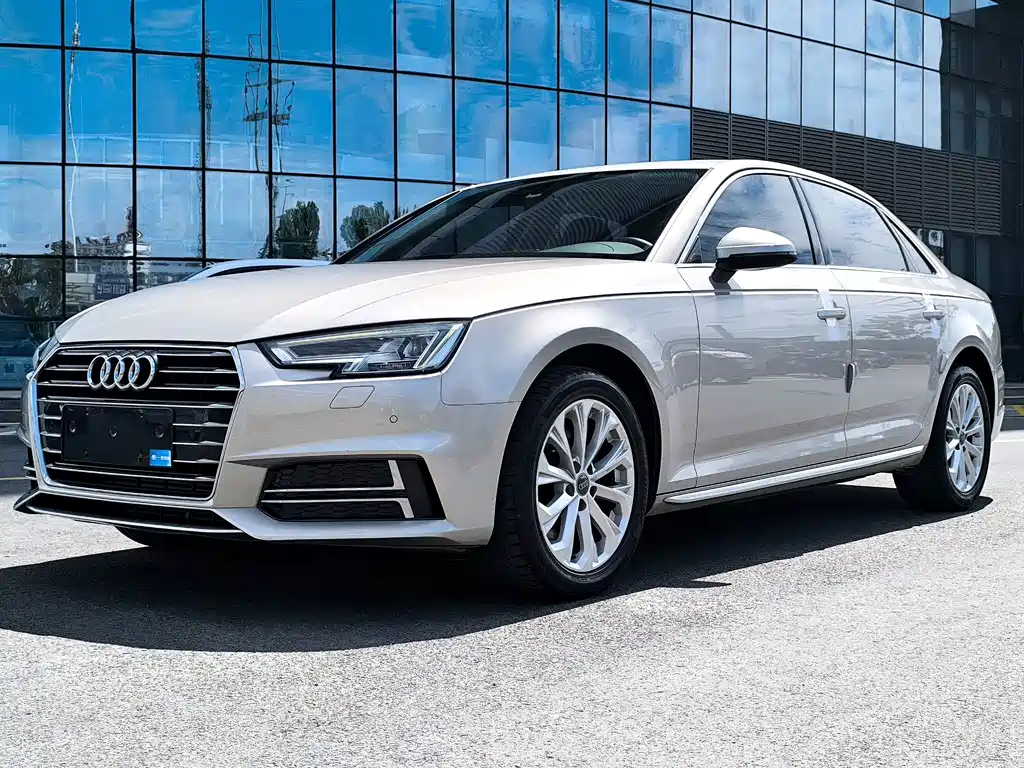Audi A4L 2020