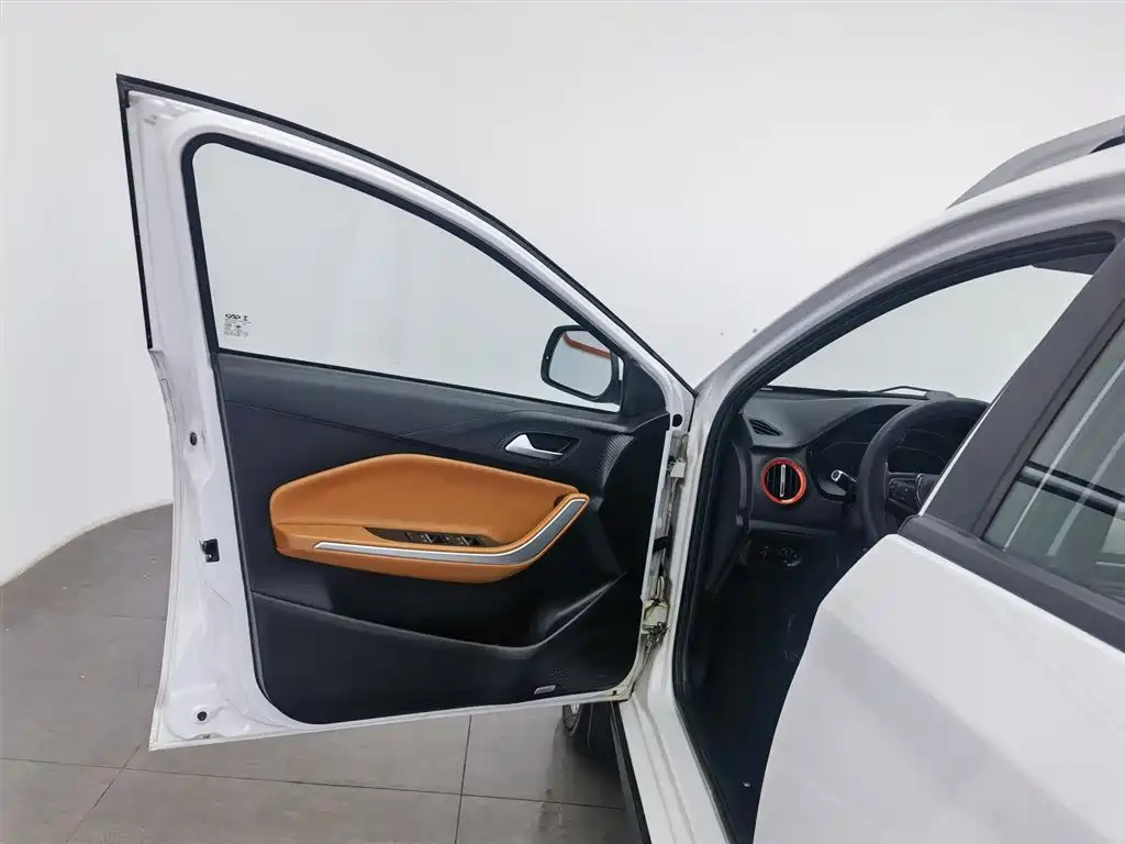 Chery Tiggo 3x 2017 — фото 8