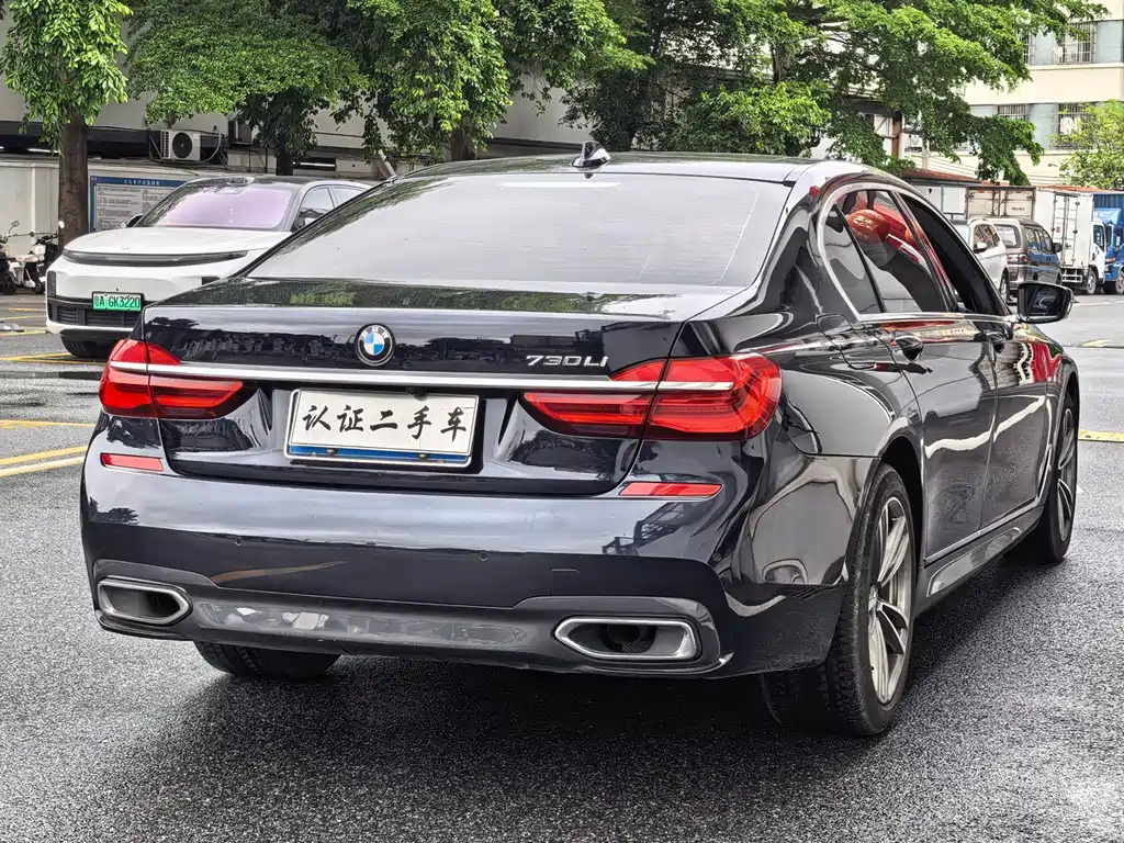 BMW 7 Series 2019 — фото 22