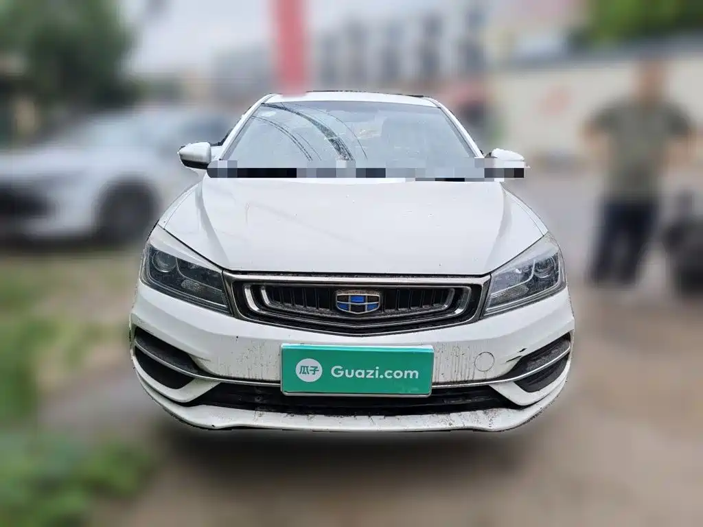Geely Emgrand 2018 — фото 24