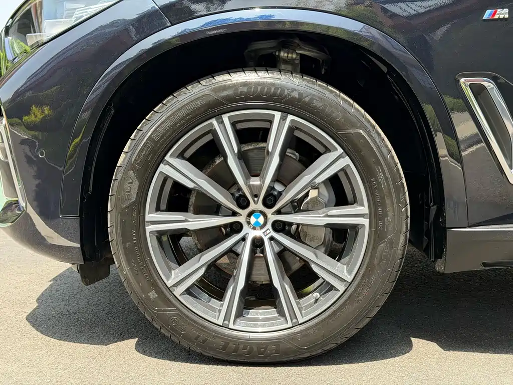 BMW X5 2022 — фото 7