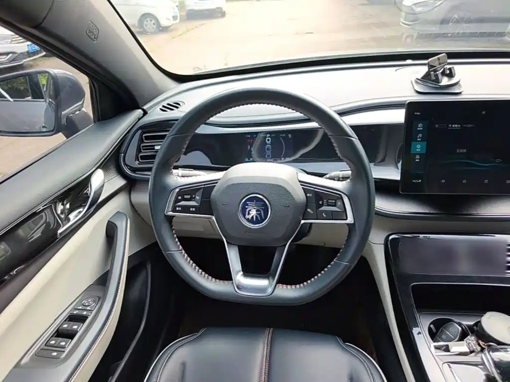 BYD Qin PLUS 2021 — фото 11