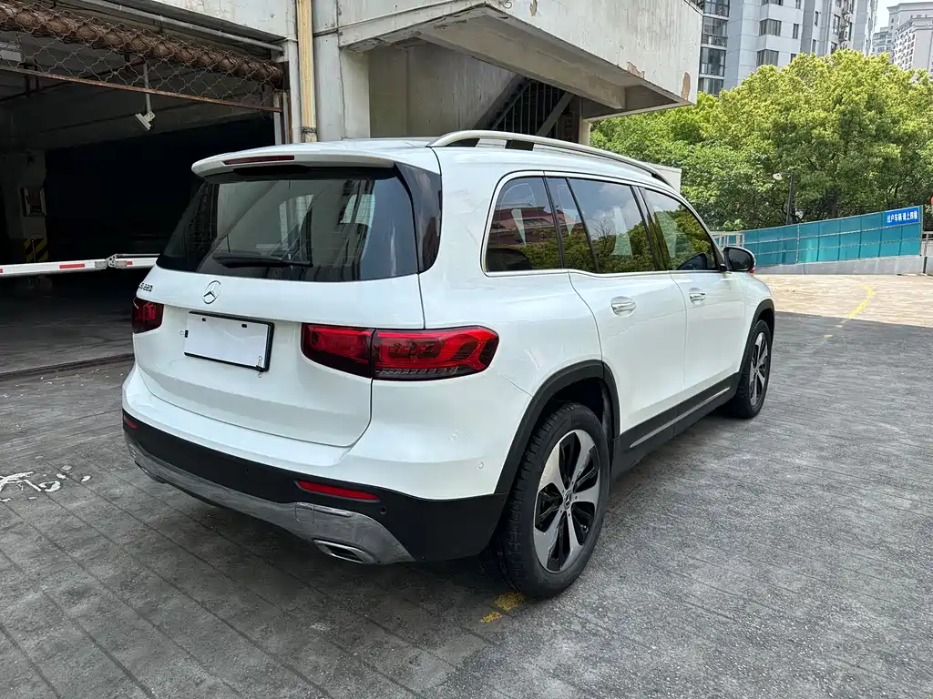 Mercedes-Benz GLB 2022 — фото 15
