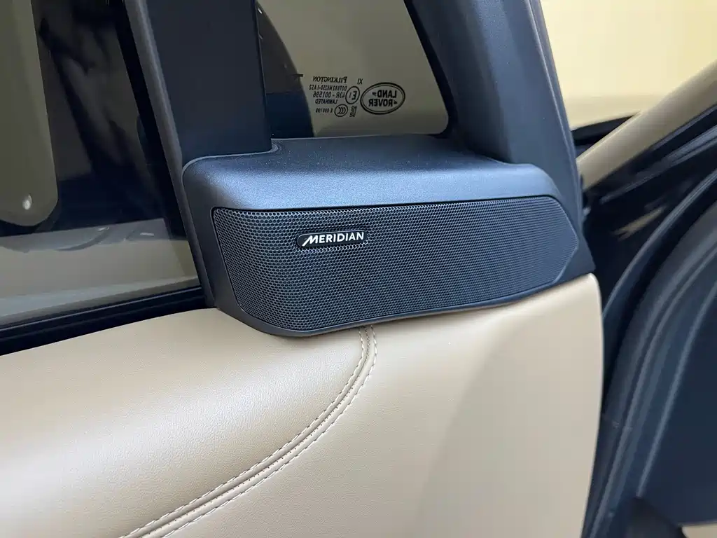 Land Rover Range Rover 2025 — фото 17