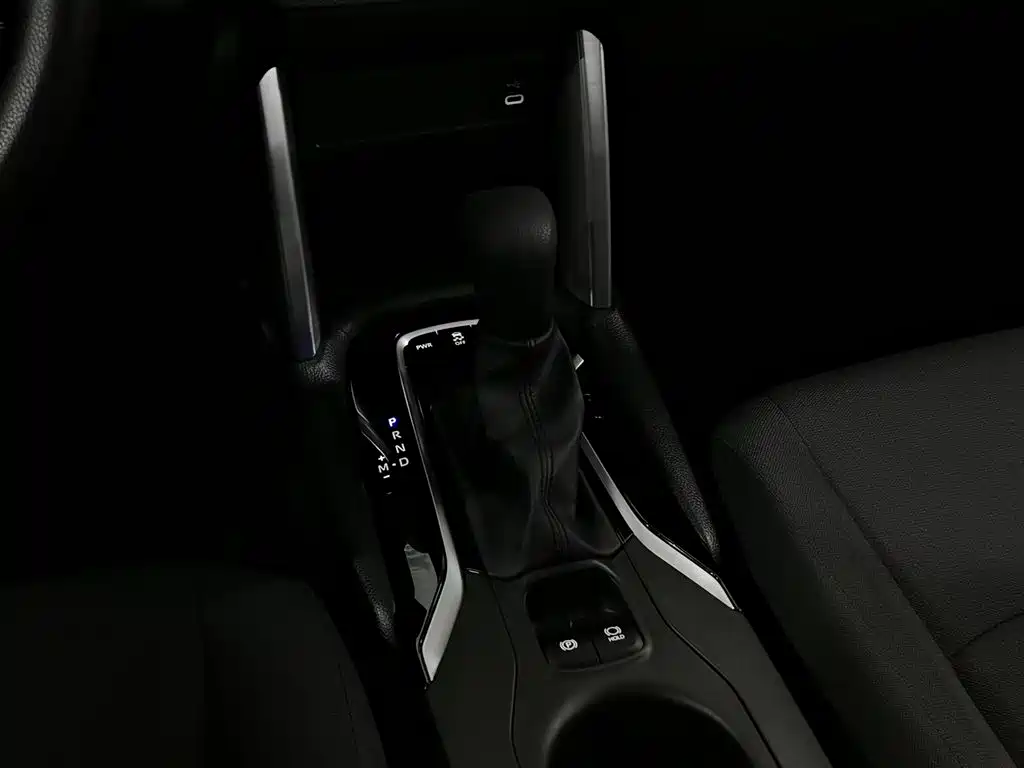 Toyota Corolla Cross 2024 — фото 13