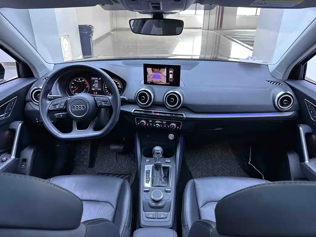 Audi Q2L 2021 — фото 17