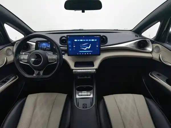 BYD Dolphin 2023