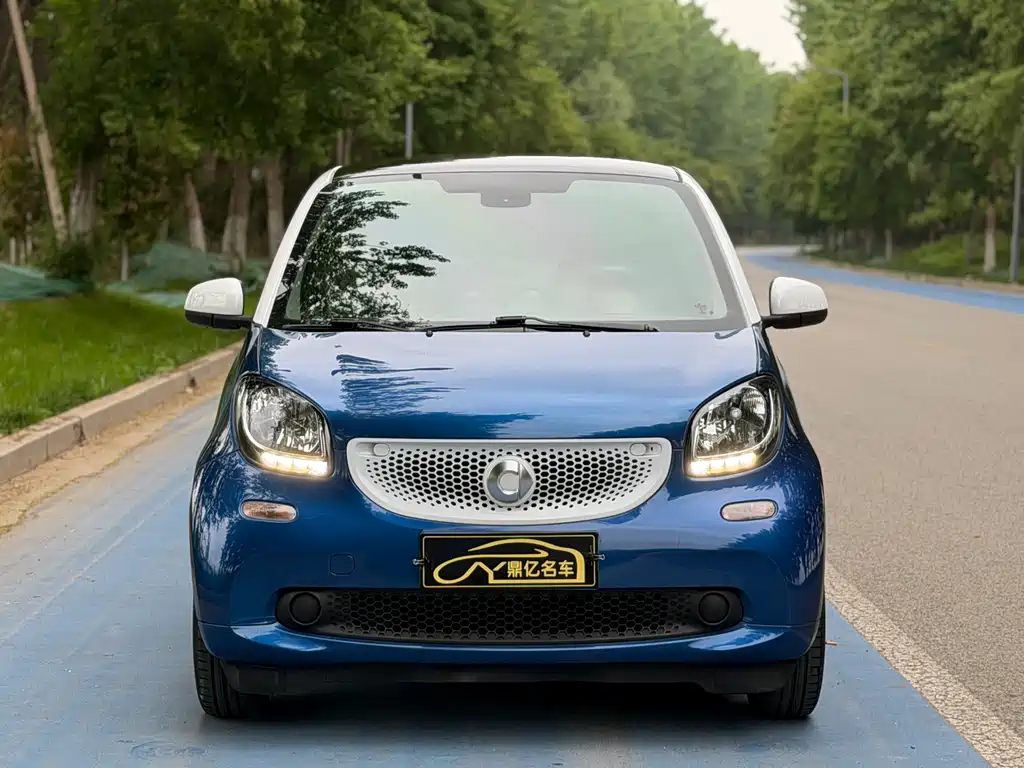 smart Fortwo 2017 — фото 2