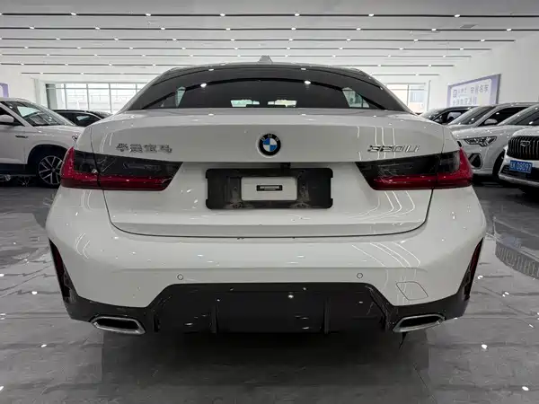 BMW 3 Series 2023