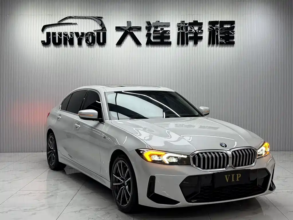 BMW 3 Series 2023
