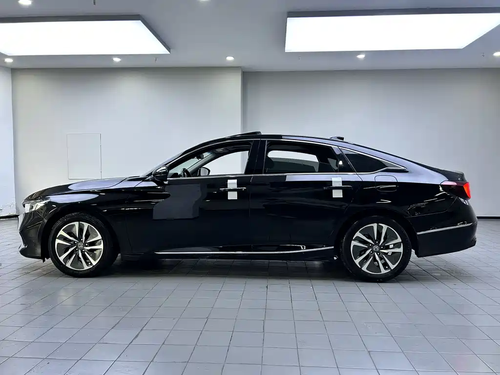Honda Accord 2022 — фото 4