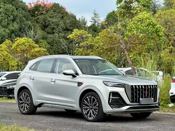 Hongqi HS5 2023