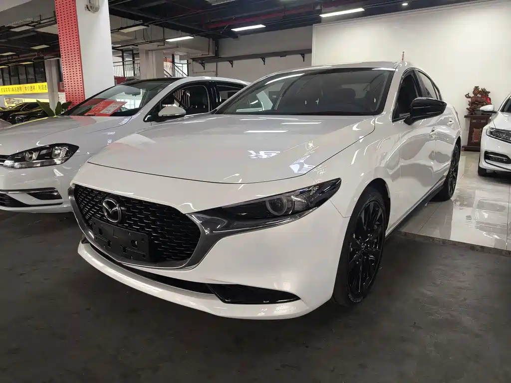 Mazda 3 Axela 2025
