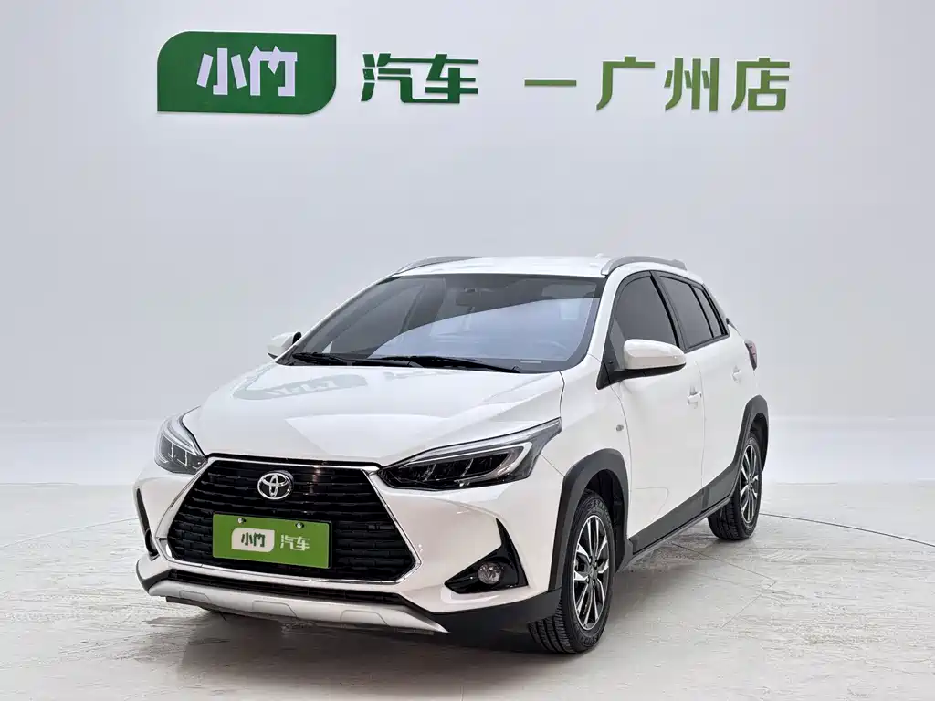 Toyota Yaris L 2022