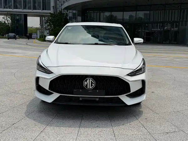 MG MG5 2021