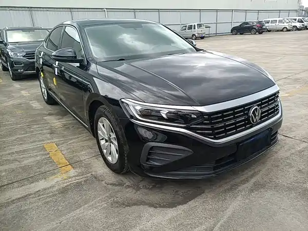 Volkswagen Passat 2022