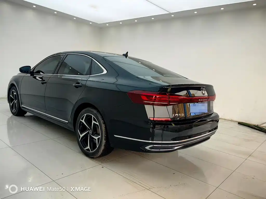 Volkswagen Passat 2025