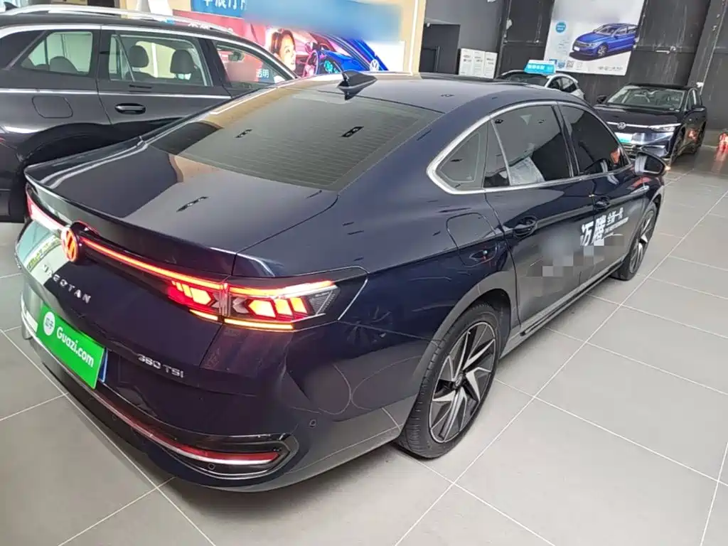 Volkswagen Magotan 2024
