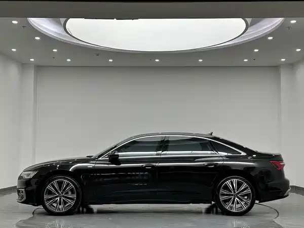 Audi A6L 2023