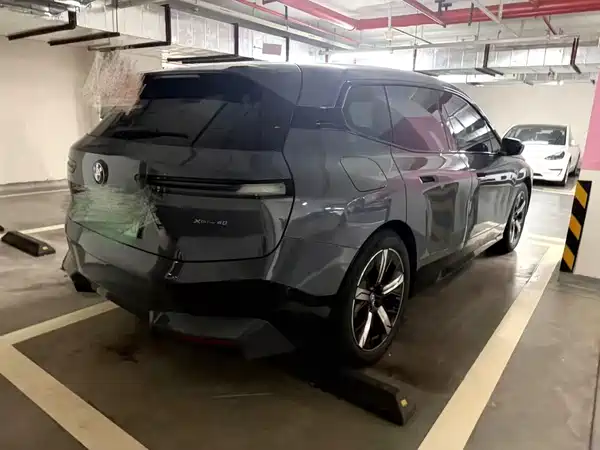 BMW iX 2023
