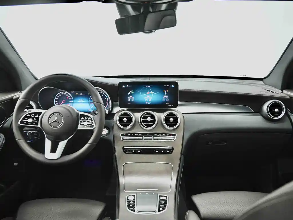 Mercedes-Benz GLC 2020 — фото 27