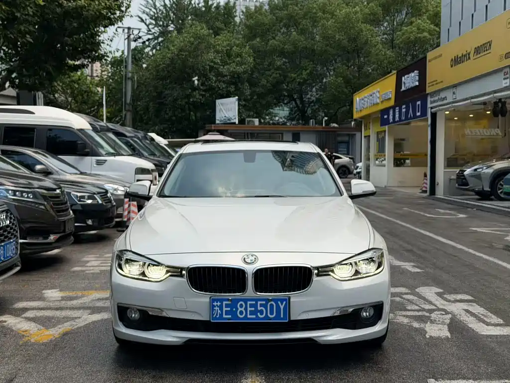 BMW 3 Series 2016