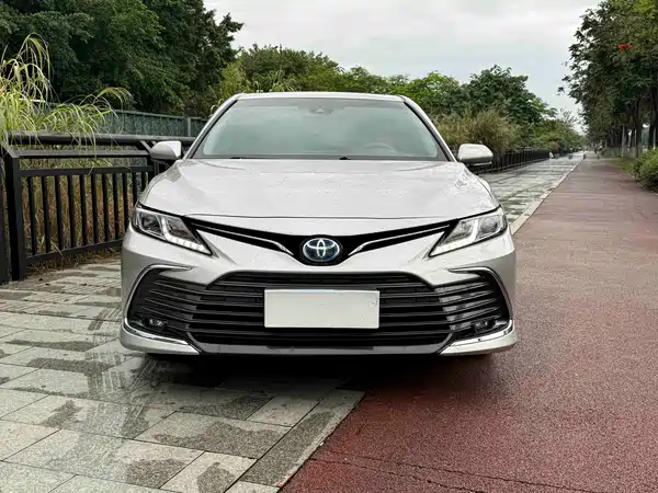 Toyota Camry 2021