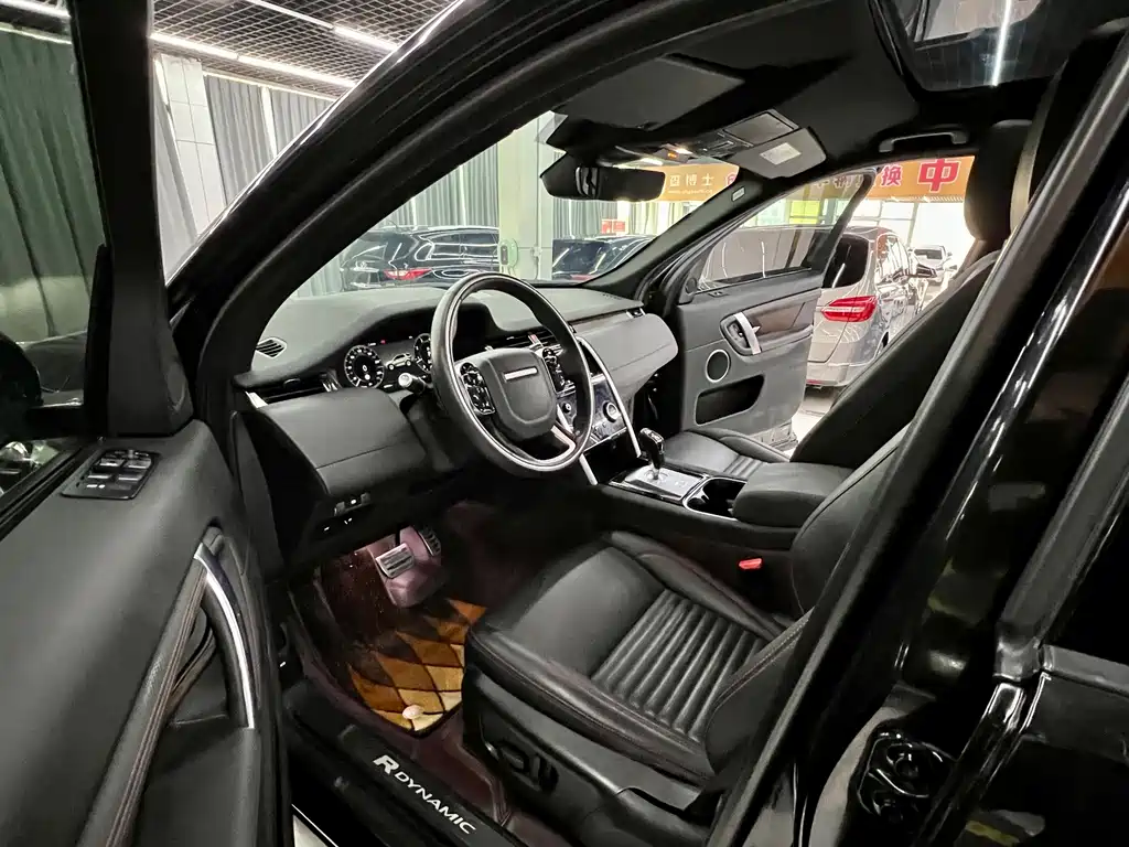 Land Rover Discovery Sport 2021 — фото 10