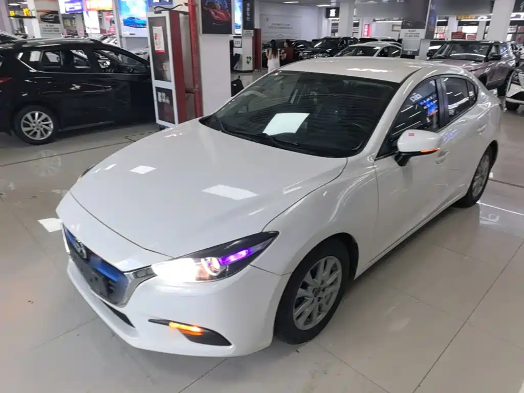 Mazda 3 Axela 2019