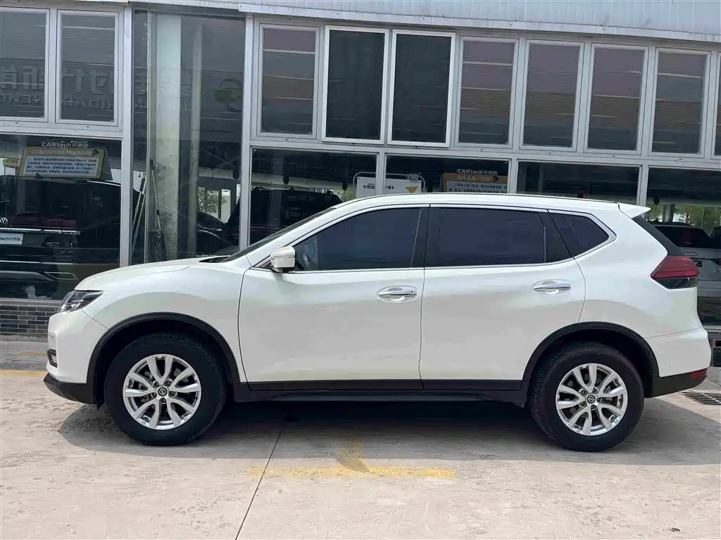 Nissan X-Trail 2024