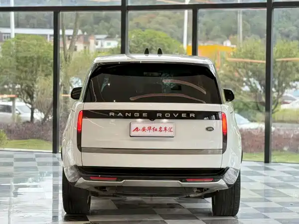 Land Rover Range Rover 2023