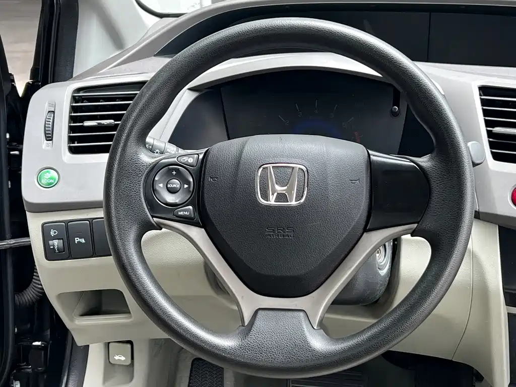 Honda Civic 2012 — фото 8